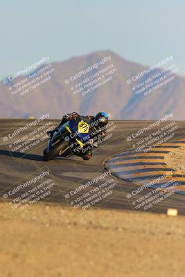 media/Dec-16-2023-CVMA (Sat) [[bb38a358a2]]/Race 13 Amateur Supersport Middleweight/